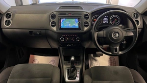 Внедорожник Volkswagen Tiguan 2013 года, 1349000 рублей, Красноярск