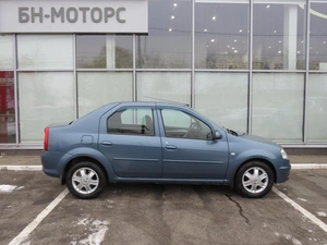 Седан Renault Logan 2010 года, 700000 рублей, Брянск