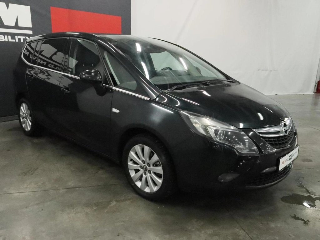 Минивэн Opel Zafira 2013 года, 1000000 рублей, Курск