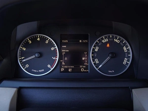 Внедорожник Land Rover Discovery 2014 года, 3200000 рублей, Волгоград