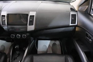 Внедорожник Mitsubishi Outlander 2011 года, 1189000 рублей, Омск