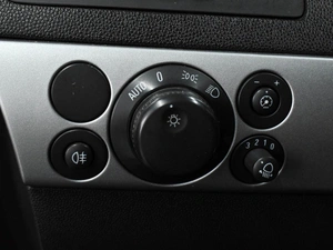 Универсал Opel Astra 2011 года, 569000 рублей, Воронеж