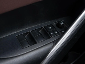 Внедорожник Toyota Corolla Cross 2022 года, 3340000 рублей, Краснодар