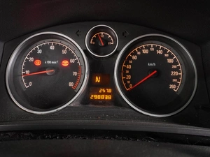 Минивэн Opel Zafira 2010 года, 519000 рублей, Воронеж