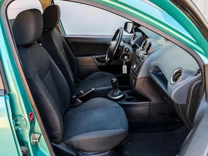 Хетчбэк Ford Fiesta 2006 года, 499000 рублей, Краснодар
