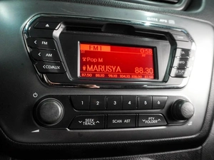 Хетчбэк Kia Rio 2012 года, 799000 рублей, Воронеж