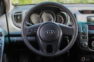 Седан Kia Cerato 2010 года, 850000 рублей, Ярославль