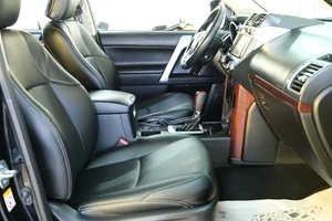 Внедорожник Toyota Land Cruiser Prado 2015 года, 3149000 рублей, Омск