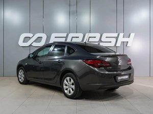 Седан Opel Astra 2013 года, 599000 рублей, Воронеж