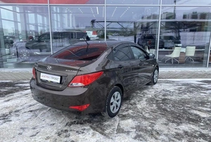 Седан Hyundai Solaris 2015 года, 935000 рублей, Солонцы