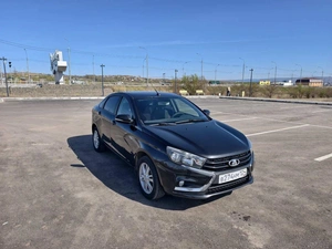 Седан ВАЗ (LADA) Vesta 2016 года, 700000 рублей, Красноярск
