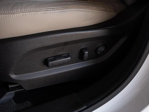 Внедорожник Hyundai Santa Fe 2013 года, 1735000 рублей, Краснодар