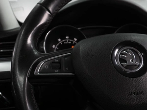 Лифтбек Skoda Superb 2015 года, 1364000 рублей, Воронеж