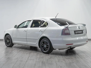 Лифтбек Skoda Octavia 2011 года, 829000 рублей, Саратов