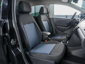 Седан Volkswagen Polo 2013 года, 879000 рублей, Сургут