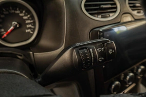 Хетчбэк Ford Focus 2011 года, 729000 рублей, Челябинск