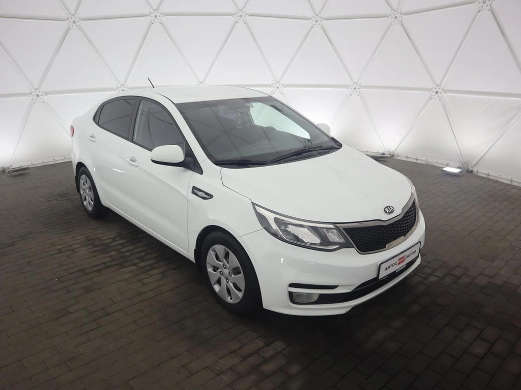 Седан Kia Rio 2016 года, 1035000 рублей, Орёл