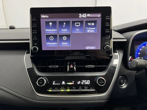 Универсал Toyota Corolla 2019 года, 1720100 рублей, Красноярск