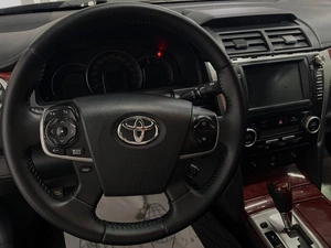 Седан Toyota Camry 2012 года, 1369000 рублей, Красноярск