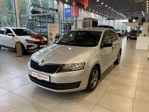 Лифтбек Skoda Rapid 2015 года, 900000 рублей, Орёл