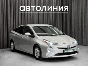 Лифтбек Toyota Prius 2018 года, 1750000 рублей, Красноярск