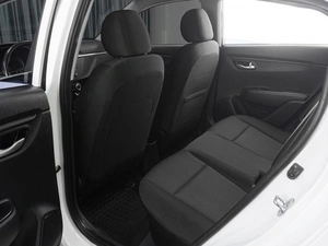 Хетчбэк Kia Rio X 2021 года, 1599000 рублей, Тюмень