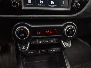 Хетчбэк Kia Rio X-Line 2019 года, 1430000 рублей, Краснодар