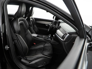 Универсал Volvo V90 2019 года, 3849999 рублей, Москва