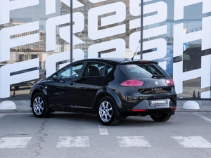 Хетчбэк SEAT Leon 2012 года, 800000 рублей, Краснодар