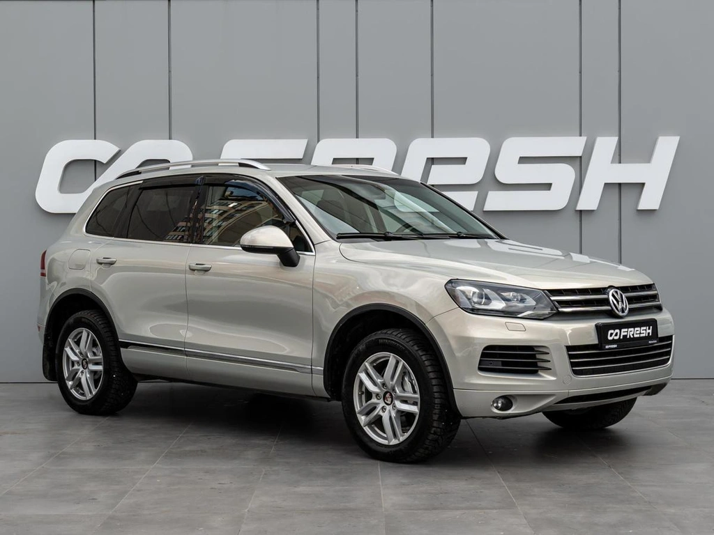 Внедорожник Volkswagen Touareg 2012 года, 1845000 рублей, Краснодар