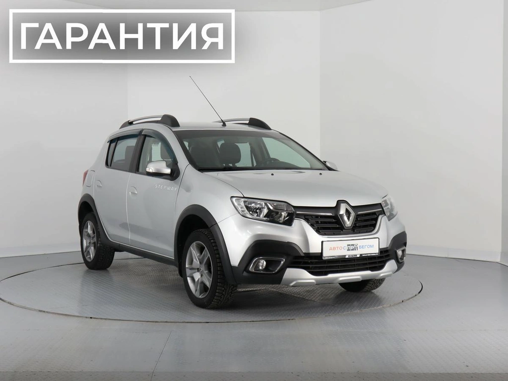 Хэтчбек Renault Sandero 2019 года, 1220000 рублей, Брянск