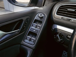 Хетчбэк Volkswagen Golf 2009 года, 930000 рублей, Краснодар