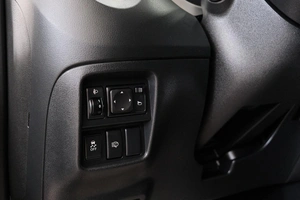 Внедорожник Nissan Juke 2011 года, 999000 рублей, Омск