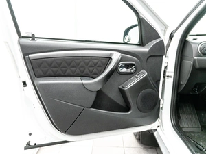 Внедорожник Renault Duster 2017 года, 1250000 рублей, Красноярск