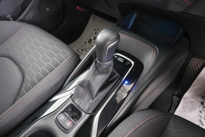 Хетчбэк Toyota Corolla 2018 года, 1519000 рублей, Красноярск