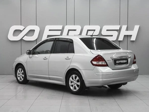 Седан Nissan Tiida 2010 года, 660000 рублей, Ростов-на-Дону