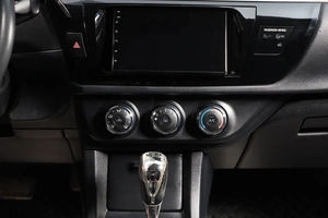 Седан Toyota Corolla 2013 года, 1289000 рублей, Новосибирск