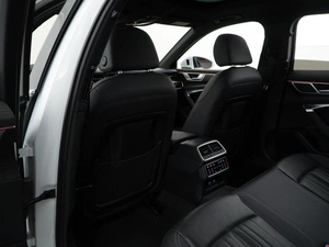 Седан Audi A6 2021 года, 5497077 рублей, Москва