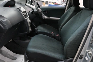 Хетчбэк Toyota Vitz 2007 года, 619000 рублей, Омск