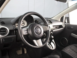 Хетчбэк Mazda 2 2008 года, 750000 рублей, Омск