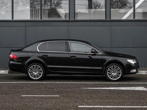 Лифтбек Skoda Superb 2010 года, 954000 рублей, Кирилловка