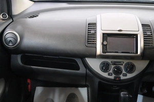 Хетчбэк Nissan Note 2006 года, 649000 рублей, Омск
