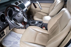 Внедорожник Toyota Land Cruiser Prado 2015 года, 3899000 рублей, Сургут