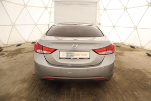 Седан Hyundai Elantra 2012 года, 990000 рублей, Обнинск