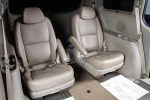 Минивэн Kia Carnival 2019 года, 2789000 рублей, Сургут