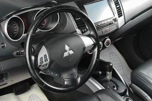 Внедорожник Mitsubishi Outlander 2007 года, 1159000 рублей, Тюмень