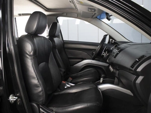Внедорожник Mitsubishi Outlander 2007 года, 920000 рублей, Омск