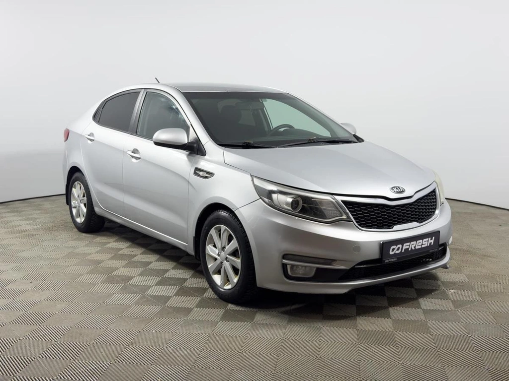 Седан Kia Rio 2017 года, 969900 рублей, Казань
