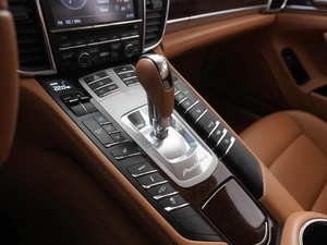 Лифтбек Porsche Panamera 4S 2009 года, 2544444 рублей, Москва