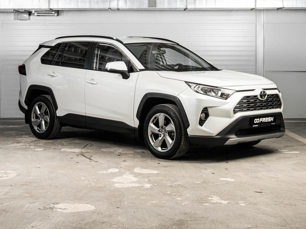 Внедорожник Toyota RAV4 2020 года, 3940000 рублей, Ставрополь
